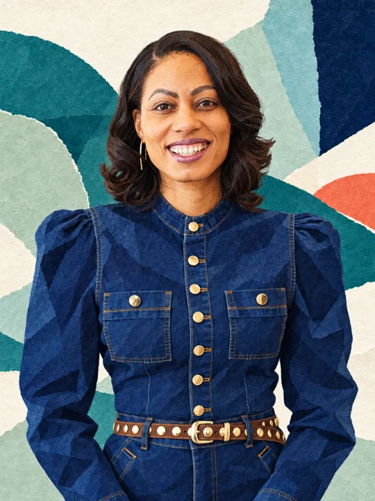 Portrait of Summer Alexander, public speaking and leadership development coach